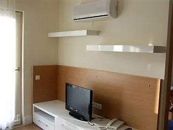 Apartahotel Address