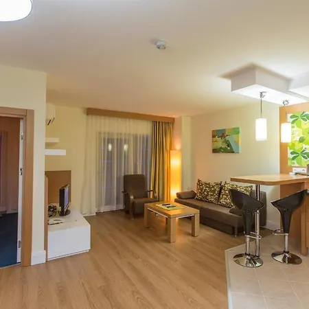 Address Apartahotel 4*